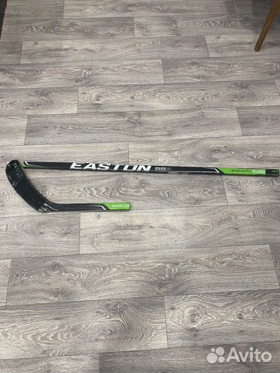 Клюшка хоккейная easton левый хват
