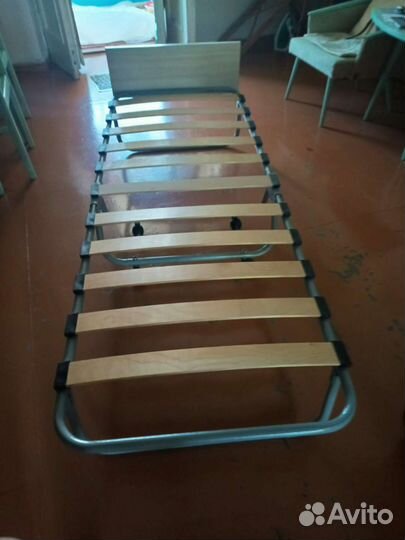Раскладушка с матрасом