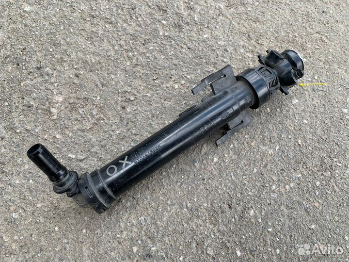 Форсунка омывателя фары лев F20, F30, F34 GT, F36