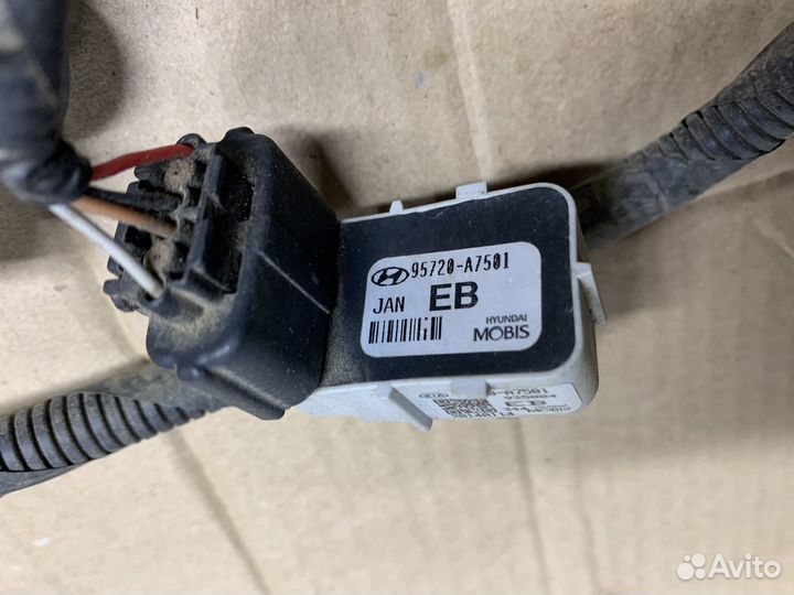 Датчик парковки Kia Cerato 3