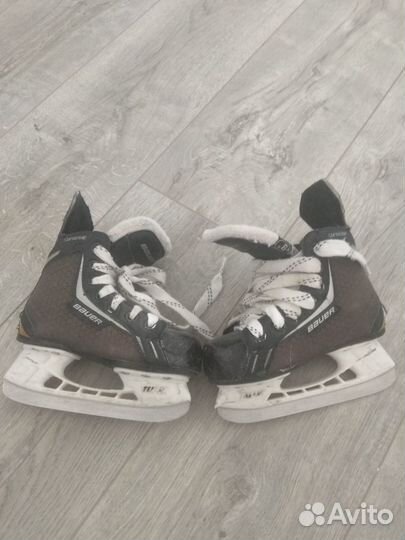 Коньки хоккейные Bauer one 4