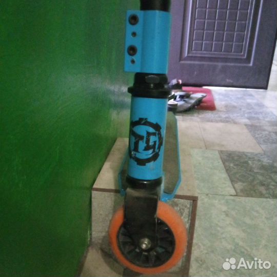 Трюковой самокат