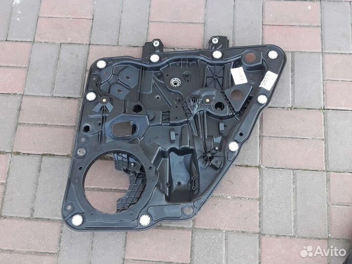 Стеклоподъёмник задний правый Porsche cayenne 958