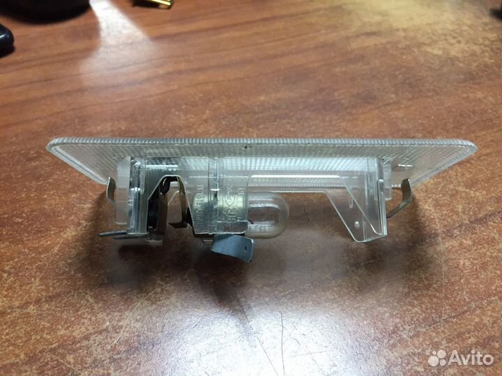 Плафон освещения салона Ford Transit