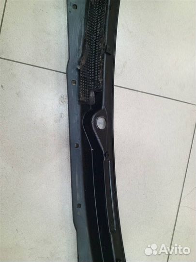 Решетка стеклоочистителя (жабо) Nissan Maxima A32