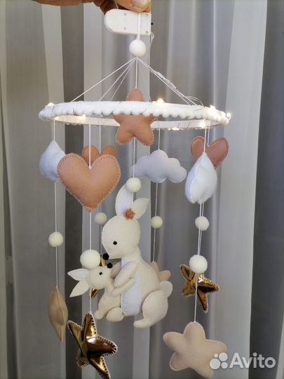 Мобиль из фетра с подсветкой