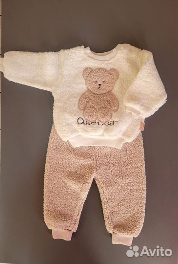 Комплект одежды новый 74