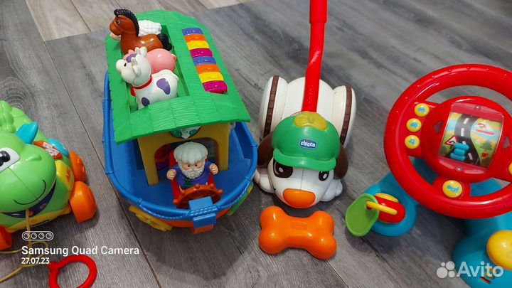 Развивающие игрушки 9-12 мес chicco, kiddieland