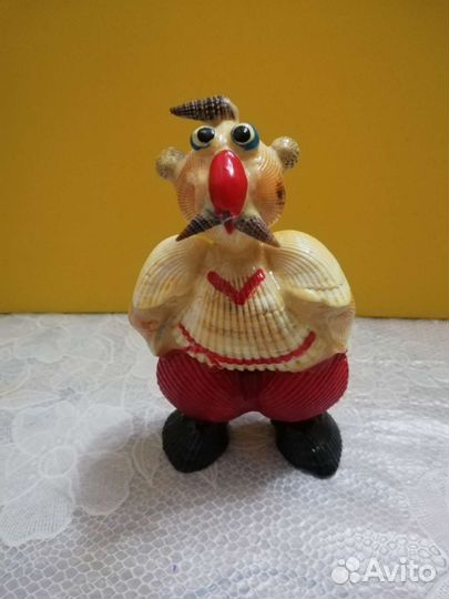 Фарфоровые статуэтки