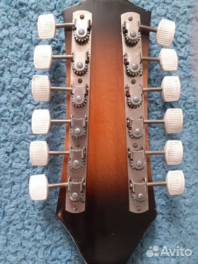 12 струнная электрогитара