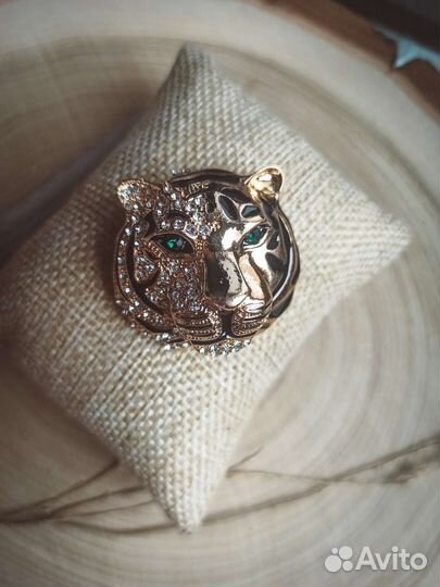 Брошь тигр