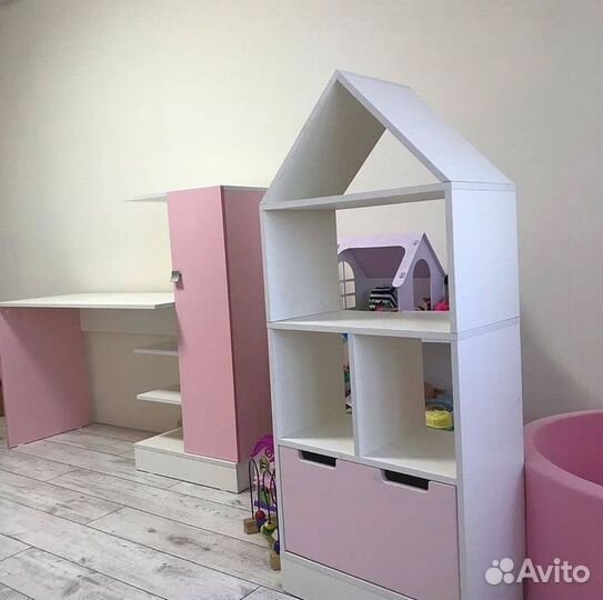 Стеллаж для детской