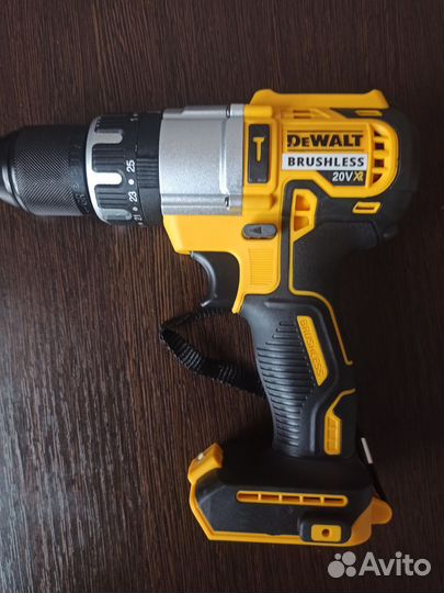 Аккумуляторная дрель шуруповерт dewalt ударный