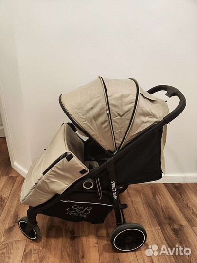 Коляска sweet baby