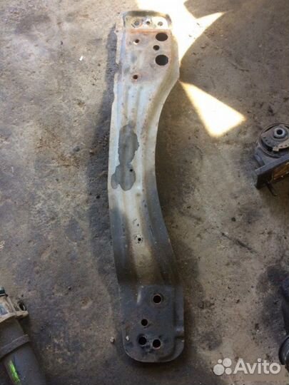 Лыжа подмоторная Chery Tiggo T11 4G64