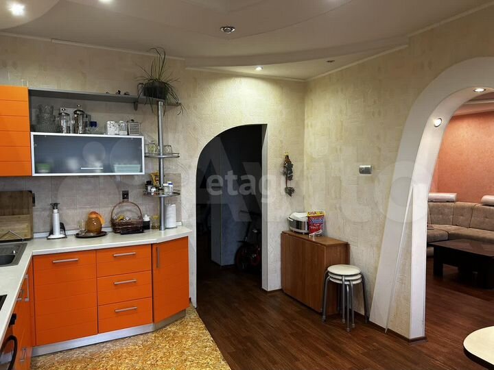 3-к. квартира, 113,6 м², 4/9 эт.