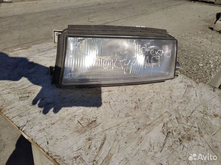 Фара Шкода Октавия Тур передняя левая