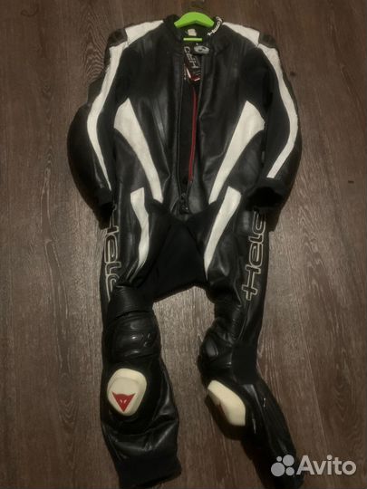 Мотокомбинезон 52 held