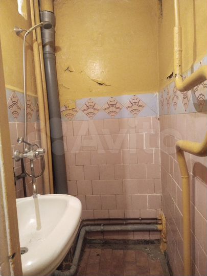 Комната 18 м² в 2-к., 3/5 эт.