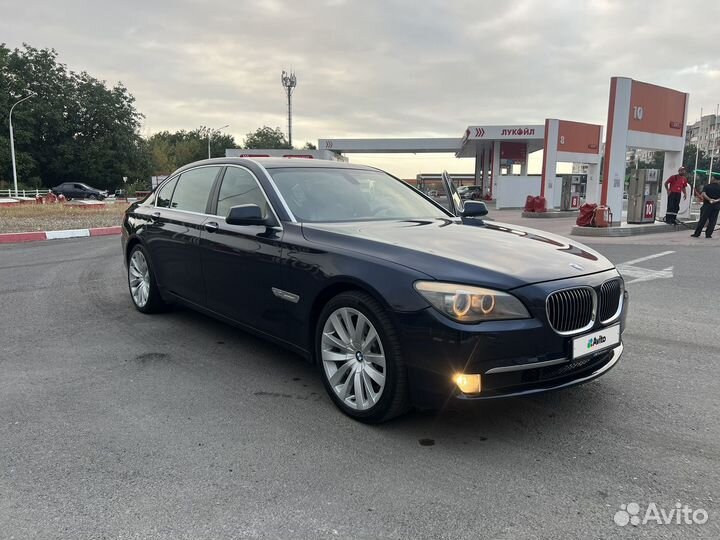 BMW 7 серия, 2012