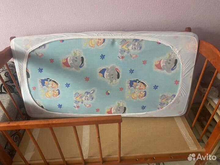 Кроватка детская