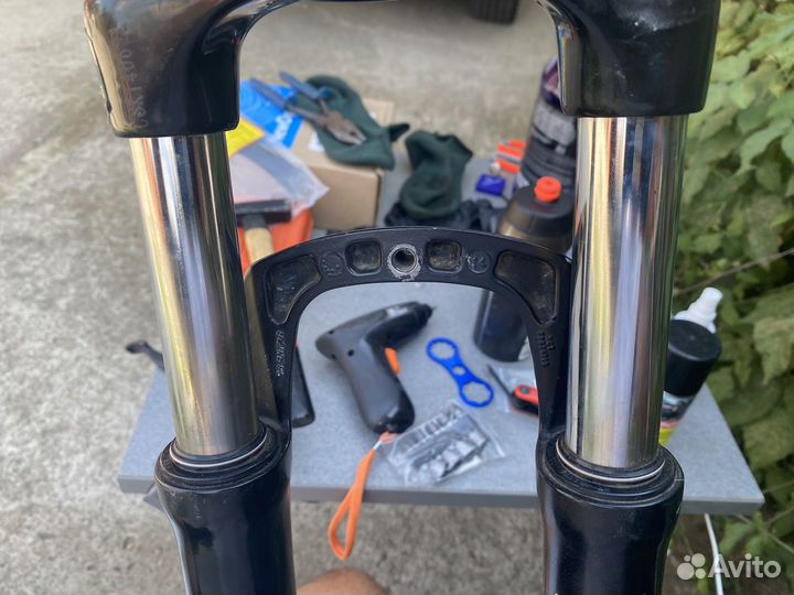 Вилка SR Suntour 29 XCT HLO 100мм 1 1/8