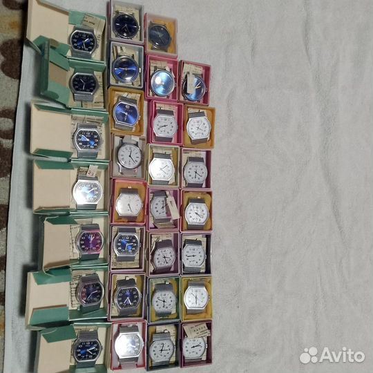 Наручные советские часы победа