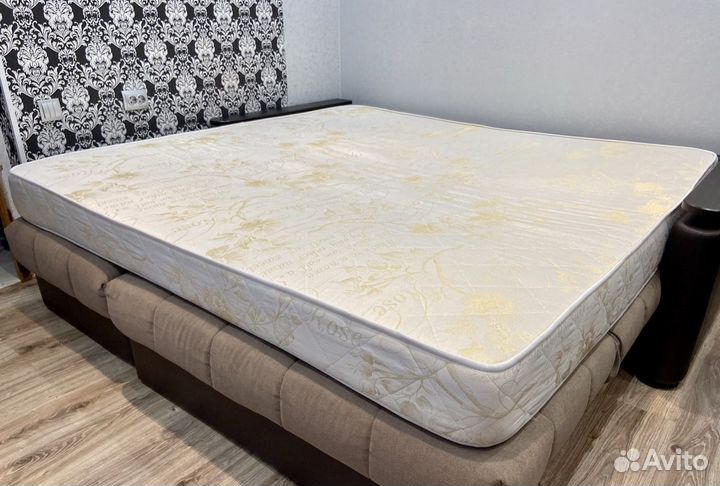Продам матрас 200*200