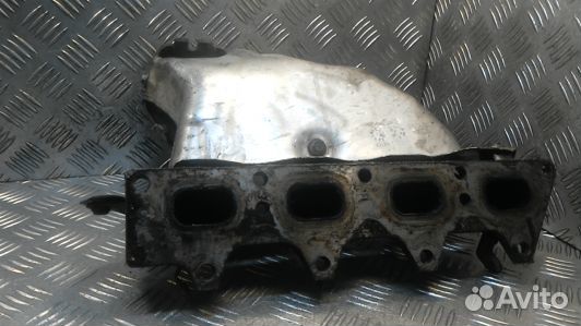 Выпускной коллектор бензиновый renault scenic 2 (1