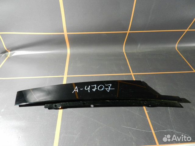 Накладка двери передней левой-Mercedes-Benz E-W213