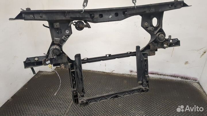 Рамка передняя Dodge Nitro, 2007