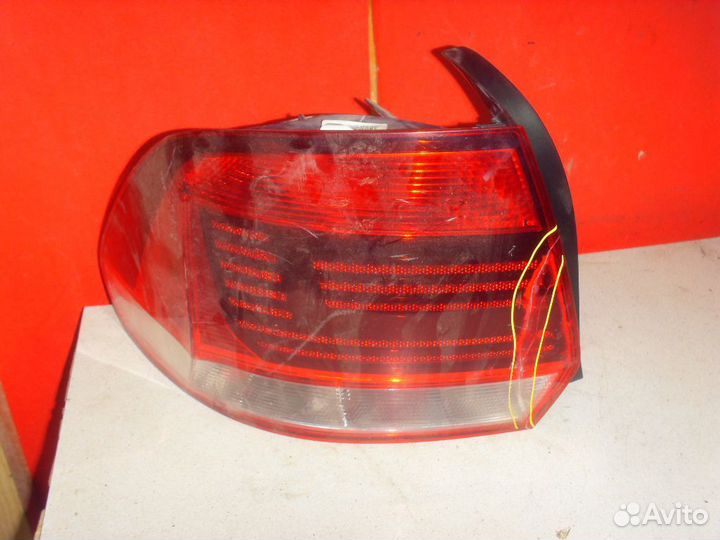 Фонарь задний левый 6RU945095L Volkswagen Polo