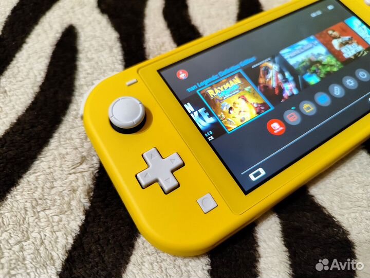 Новая Nintendo Switch Lite Шитая Picofly 160Gb