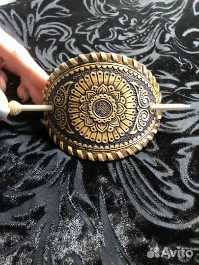 Заколка натуральная из бересты деревянная