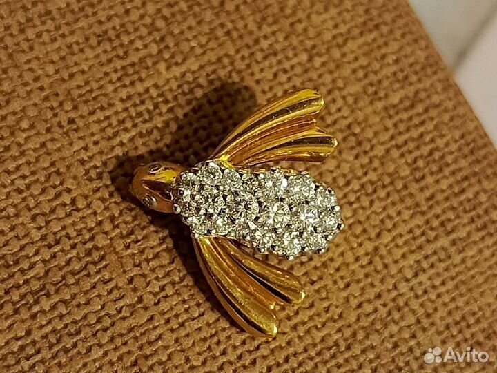 Брошь Шмель