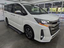 Toyota Noah 2.0 CVT, 2018, 115 492 км, с пробегом, цена 2 350 000 руб.
