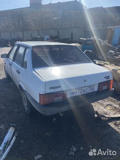 В разборе ваз 21099 карбюратор