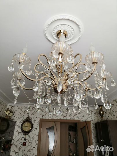 Комплект люстра и бра