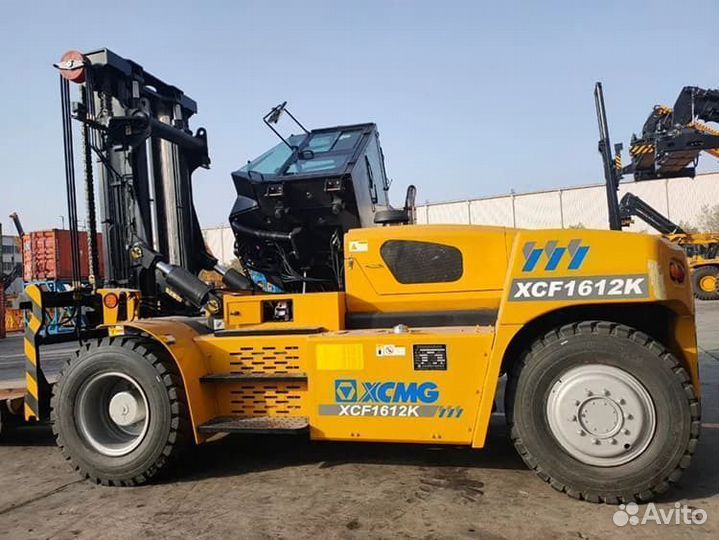 Контейнерный погрузчик (ричстакер) XCMG XCF1612K, 2023