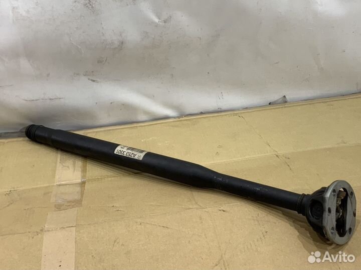 Передний карданный вал Mercedes W213