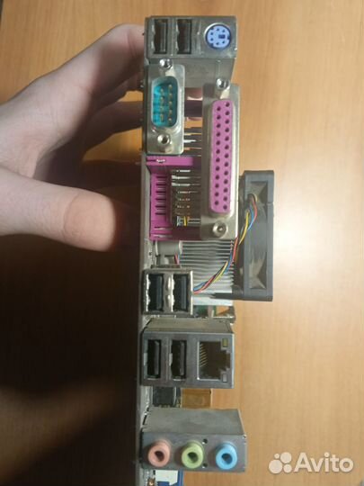 Материнская плата с процессором и памятью