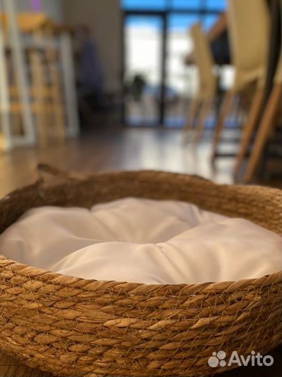 Корзина лежанка для кошек и собак