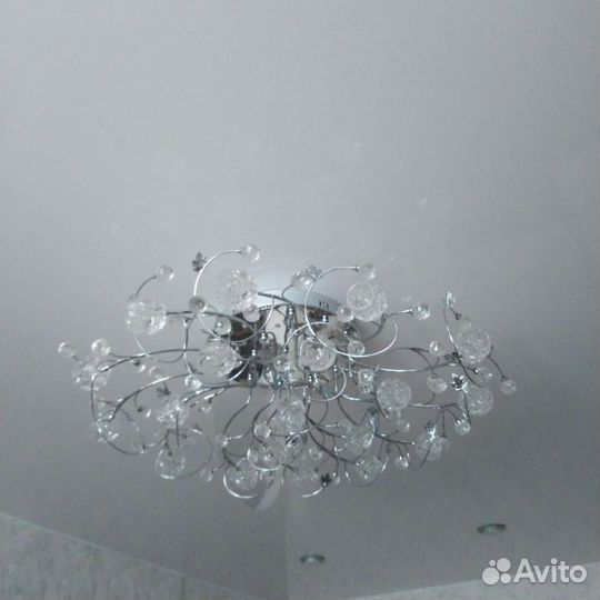 Люстра потолочная новая