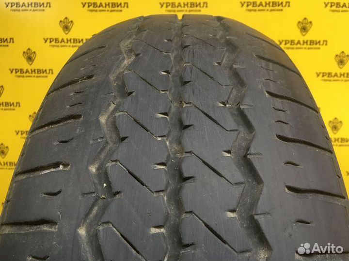 Hankook Radial RA08 215/65 R17 104T