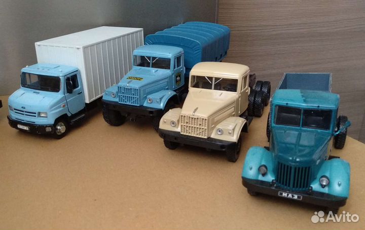 Модели грузовиков и автобусов 1/43