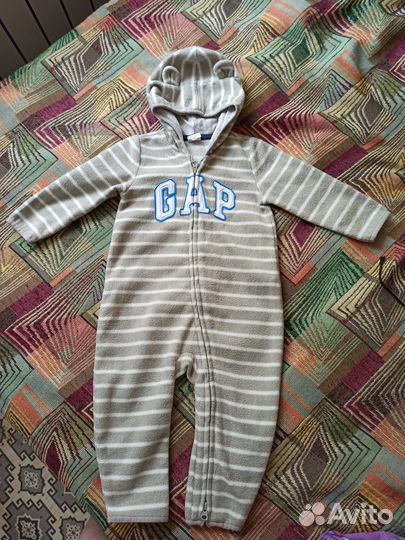 Фирменный полукомбинезон GAP, размер 12-18мес