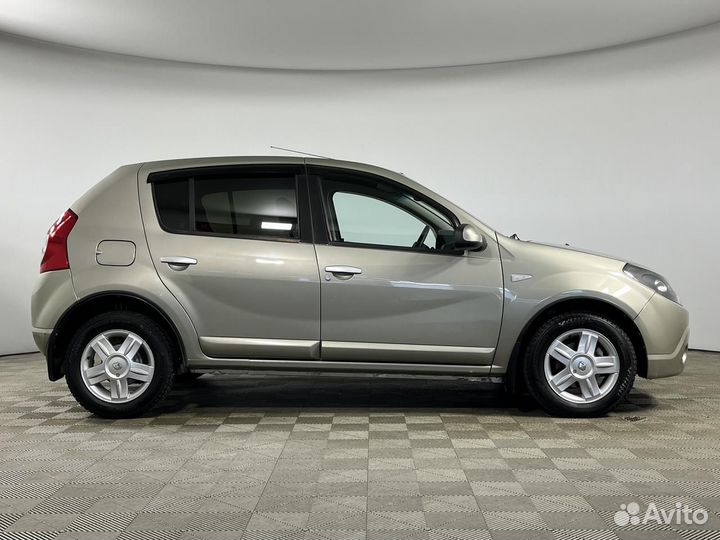 Renault Sandero 1.6 AT, 2012, 115 000 км