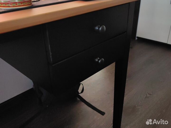 Письменный стол IKEA arkelstorp