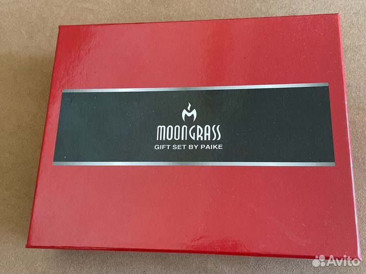 Подарочный набор для мужчин (фляжка и 4 стопки)