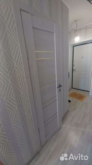 Двери межкомнатные с коробкой новые